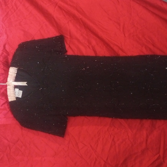 One of a kind sqwien &Beaded really nice for occasion, - Picture 4 of 7